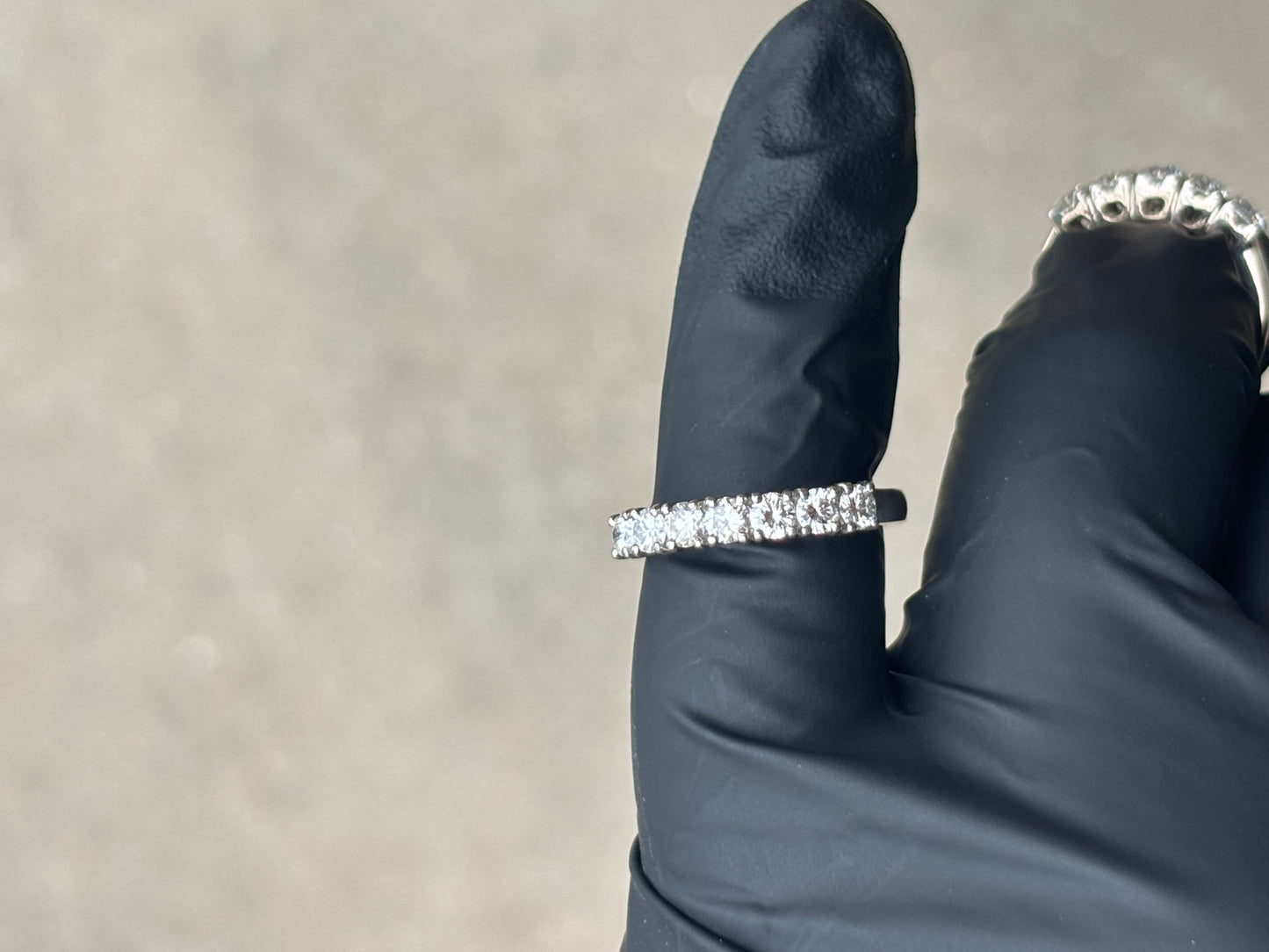 Platinum solitaire ring with E VVS1 diamonds